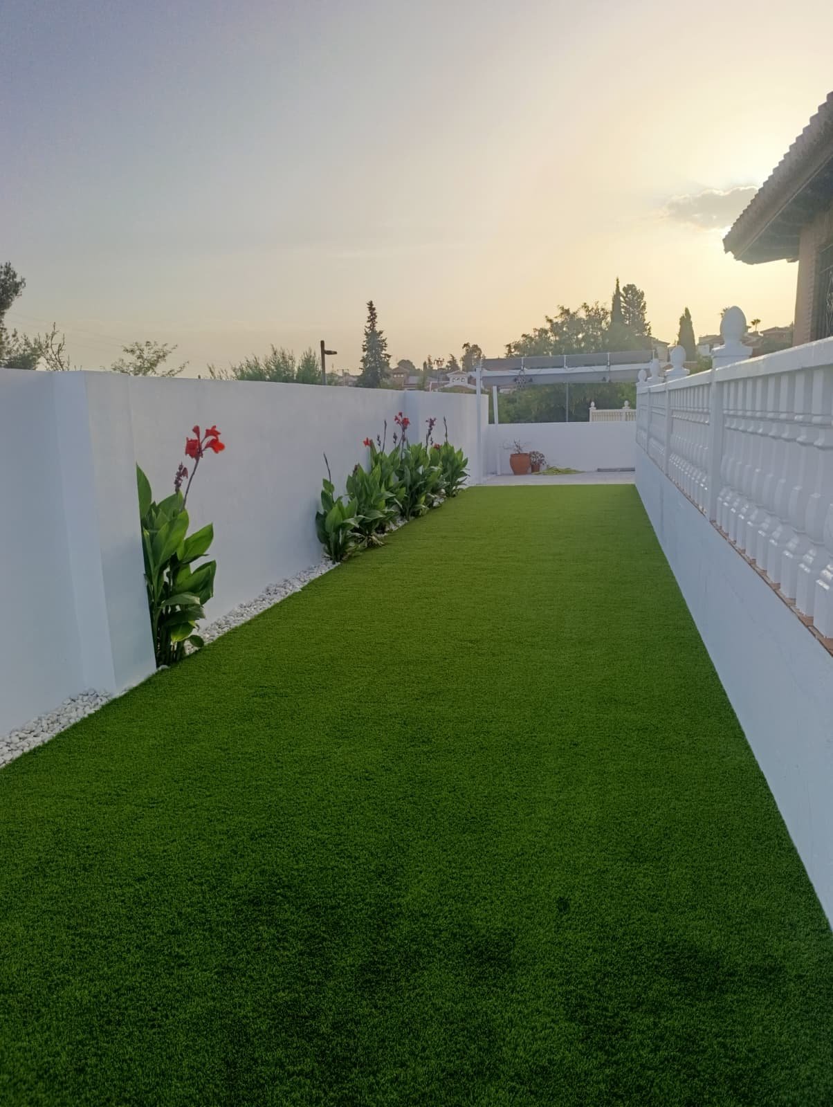 Instalación de césped - Mejores trabajos de jardinería en Granada