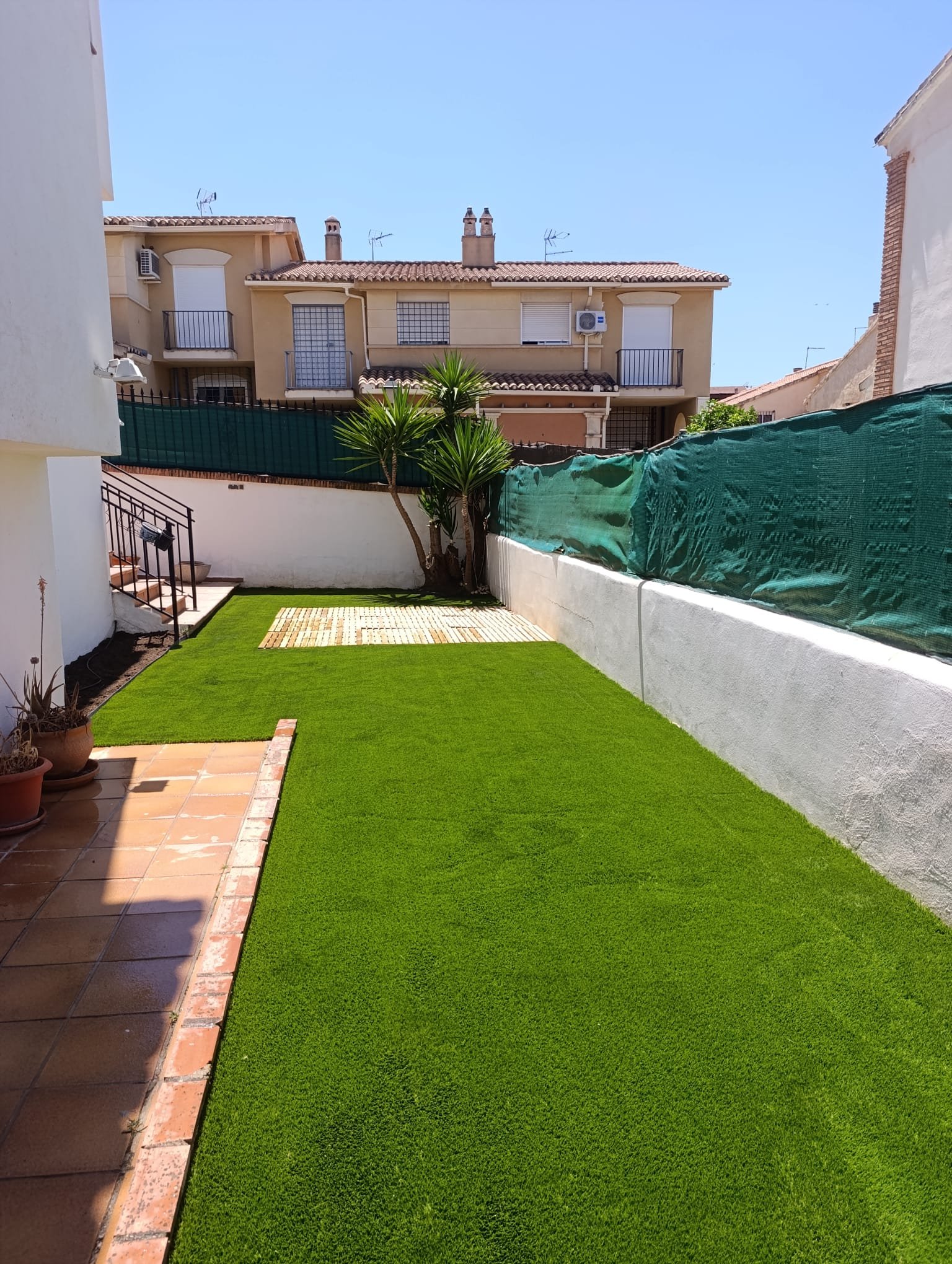 Especialistas en poda y mantenimiento de jardines en Granada